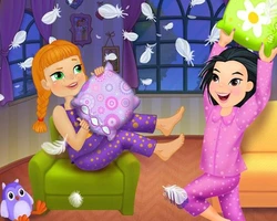 Taylor Jessica Christmas Party - Games House4